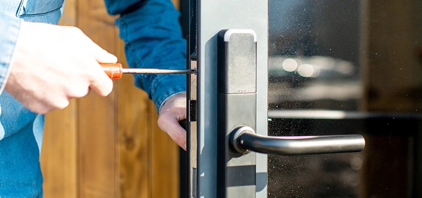 Aluminium Door Lock Replacement in Calabasas, California